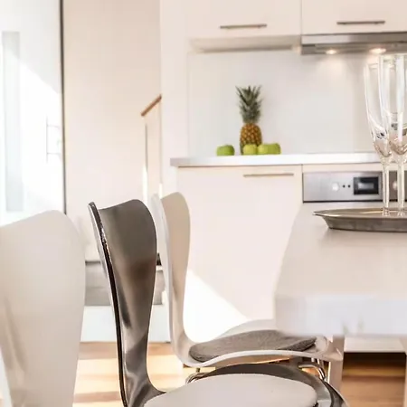 Brunnenhaus Land-idylle In Der Stadt Feriehus