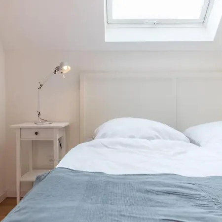 Brunnenhaus Land-idylle In Der Stadt Mainz