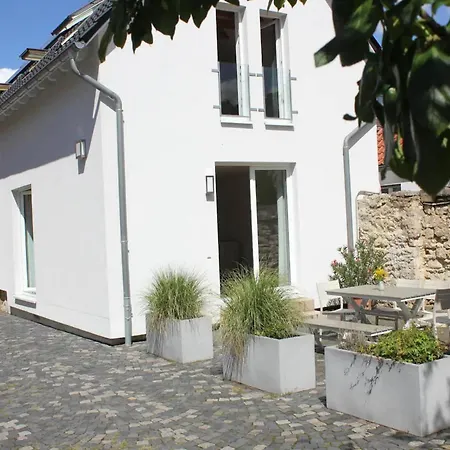 Brunnenhaus Land-idylle In Der Stadt Feriehus *