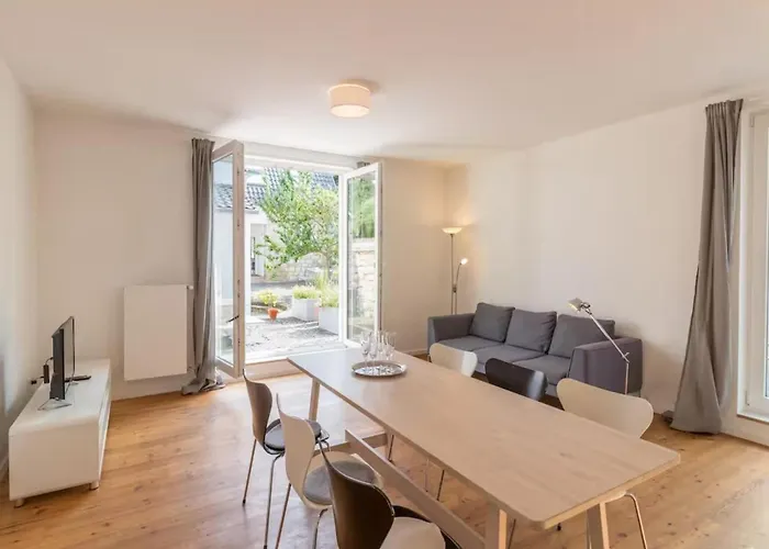 Brunnenhaus Land-idylle In Der Stadt * מיינץ