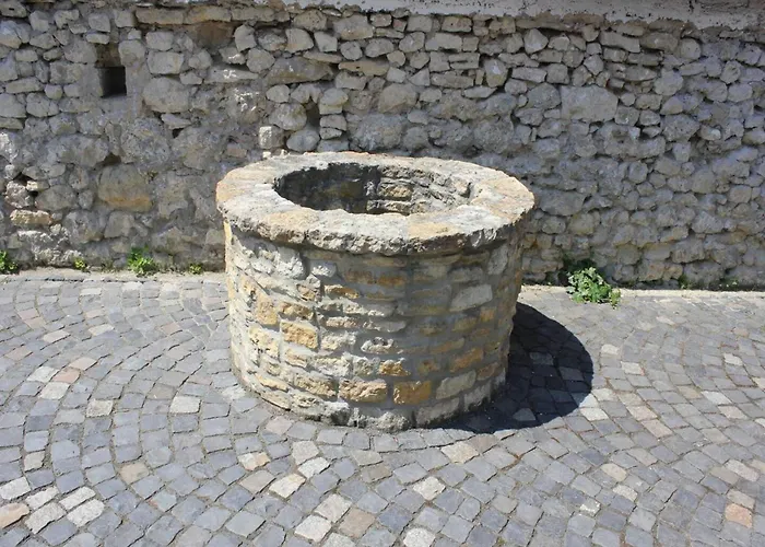 בית נופש Brunnenhaus Land-idylle In Der Stadt מיינץ