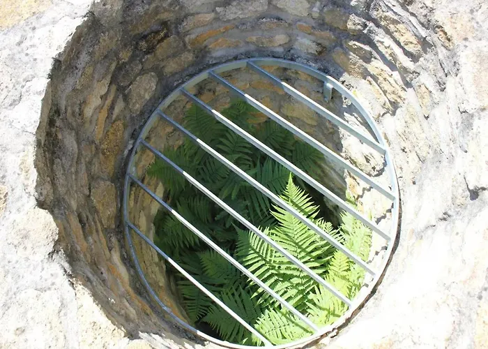 Brunnenhaus Land-idylle In Der Stadt